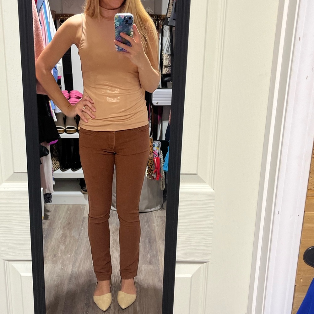 DL1961 Spice Brown Samantha style jeans. Soooo comfortable, versatile for Fall.